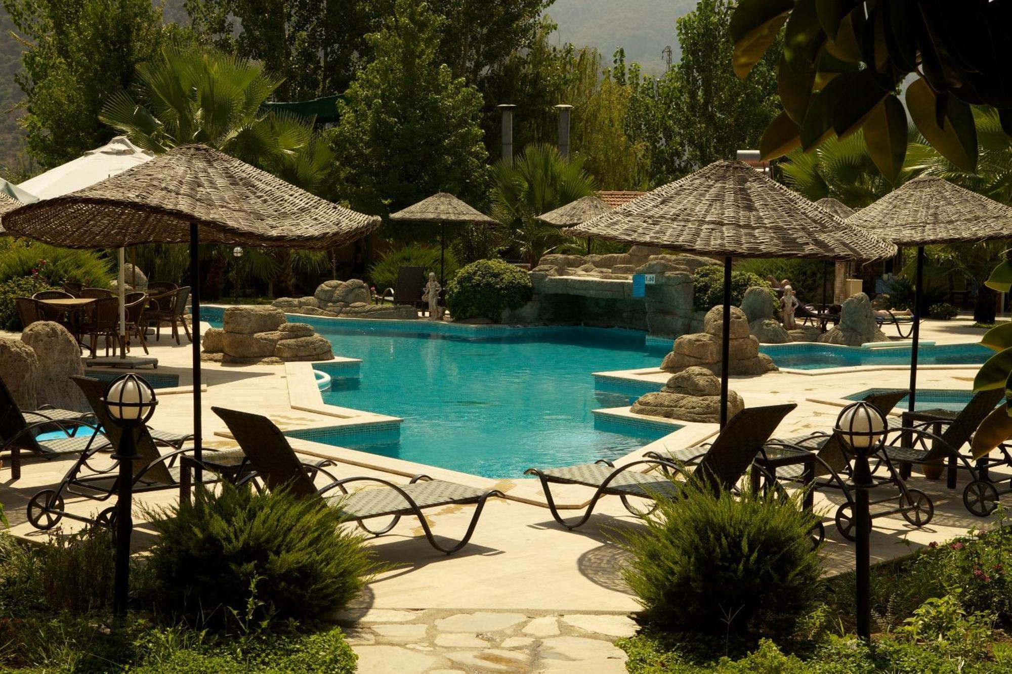 Grenadine Lodge داليان المظهر الخارجي الصورة
