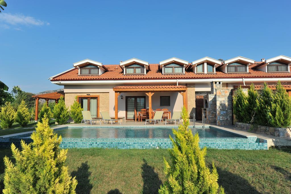 Grenadine Lodge داليان المظهر الخارجي الصورة