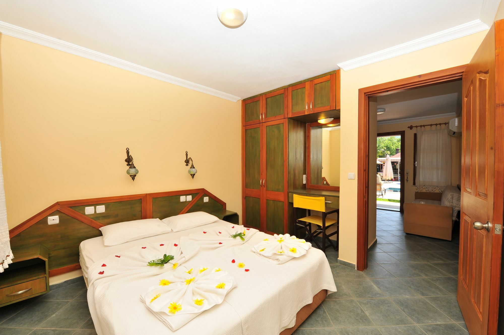 Grenadine Lodge داليان المظهر الخارجي الصورة